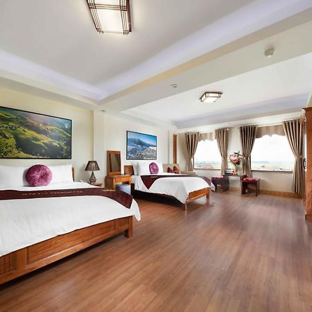 Viet Village Airport Hotel & Restaurants Hanoi Bagian luar foto